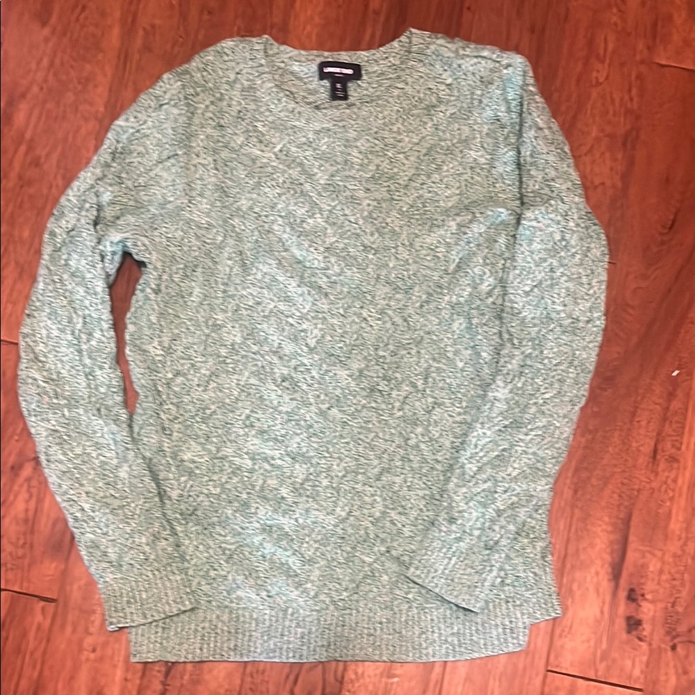 Lands' End Women's Mint Green Crew Neck Sweater 100 percent cotton